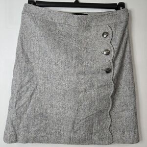 Talbots Gray Scalloped Button Pencil Skirt Size 6 Petite